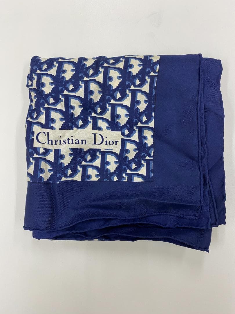 Christian Dior　シルクスカーフ