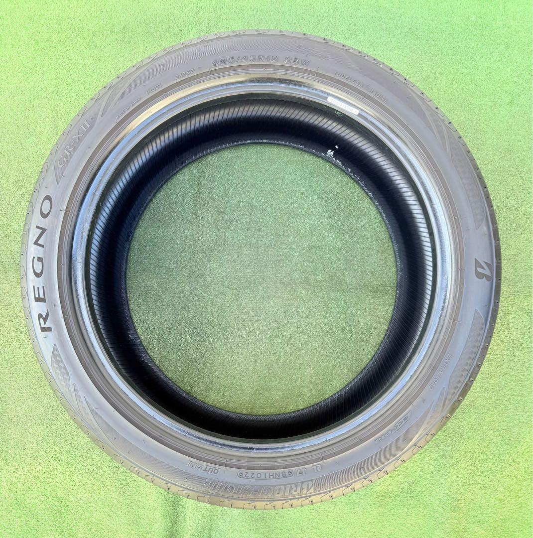 ブリヂストン レグノ gr-x2．225/45R18.22年製．9.5分山．2本