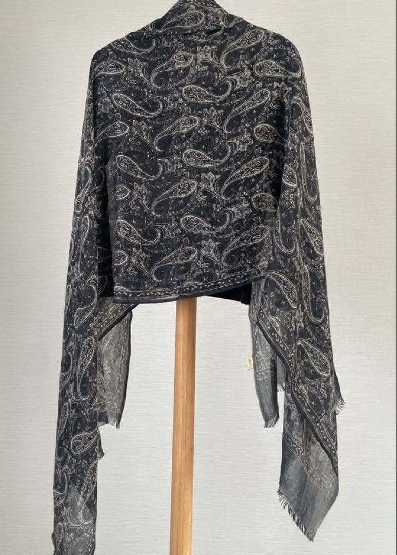 PASHMAショール大判モノトーンペイズリー柄