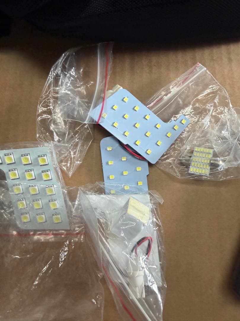 カ*ん様 セレナc27 いろいろ　ジャンク品