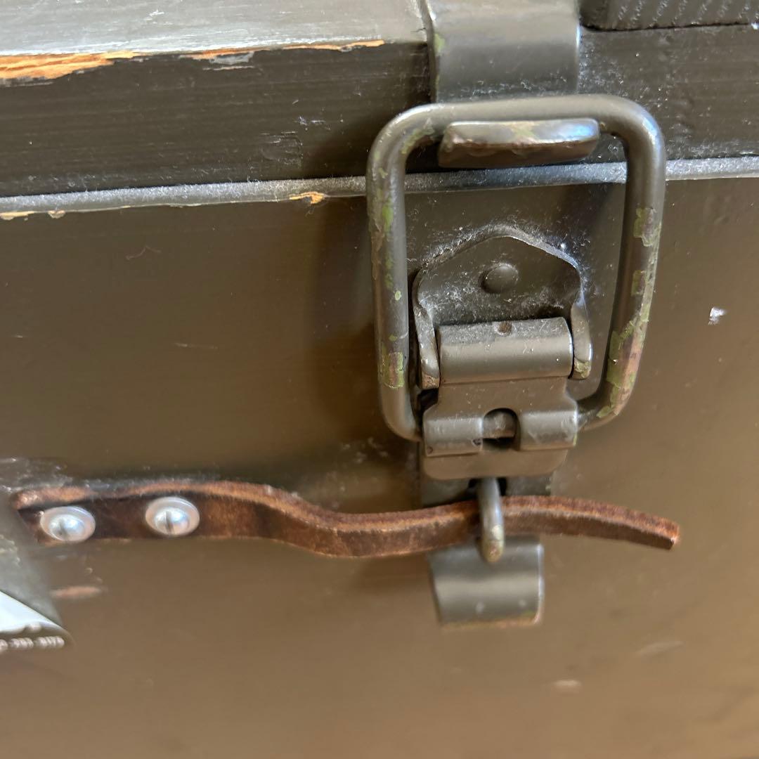 ミリタリーボックス　アウトドア　軍もの スイス軍　70年代70s