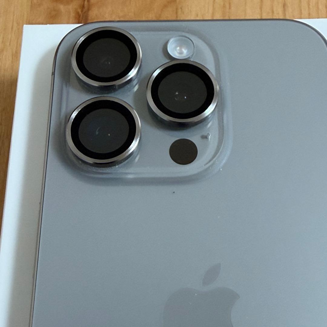 【超美品】Apple iPhone 15Pro ナチュラルチタニウム 128GB
