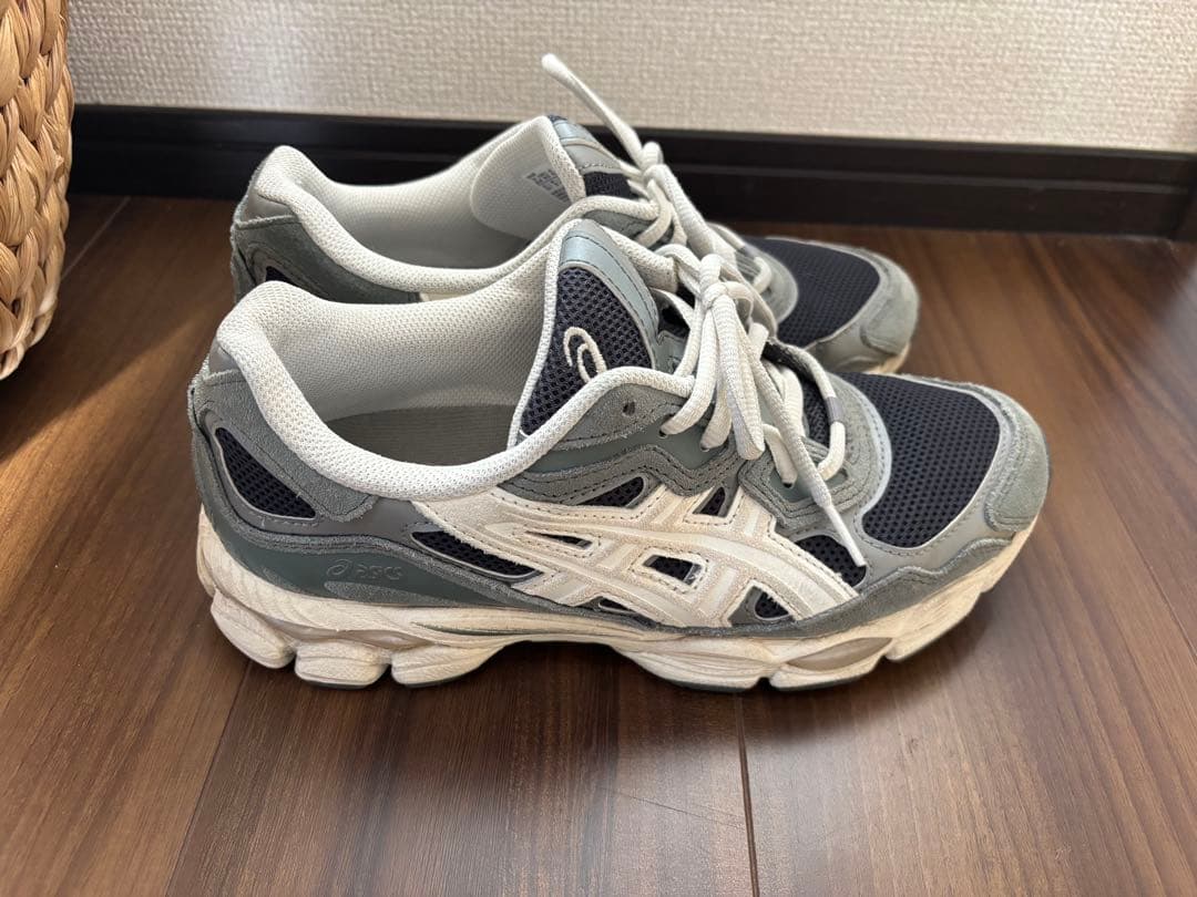 ASICS GEL-NYC アシックス　グレー　ホワイト　25cm