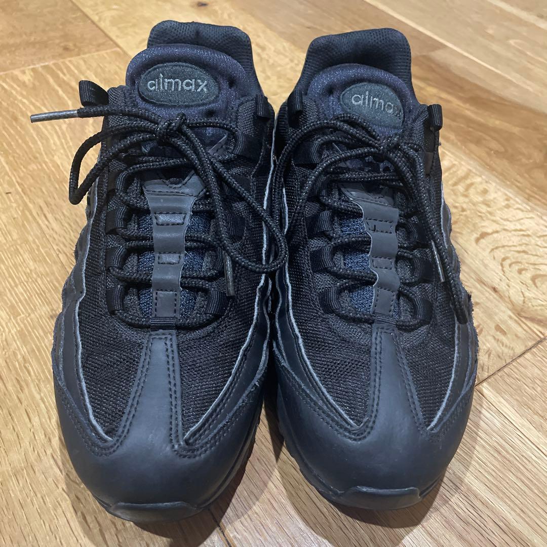 ナイキ エアマックス95 エッセンシャルトリプル ブラック2021年製