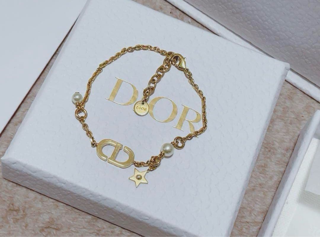 Dior ゴールドブレスレット パール付き