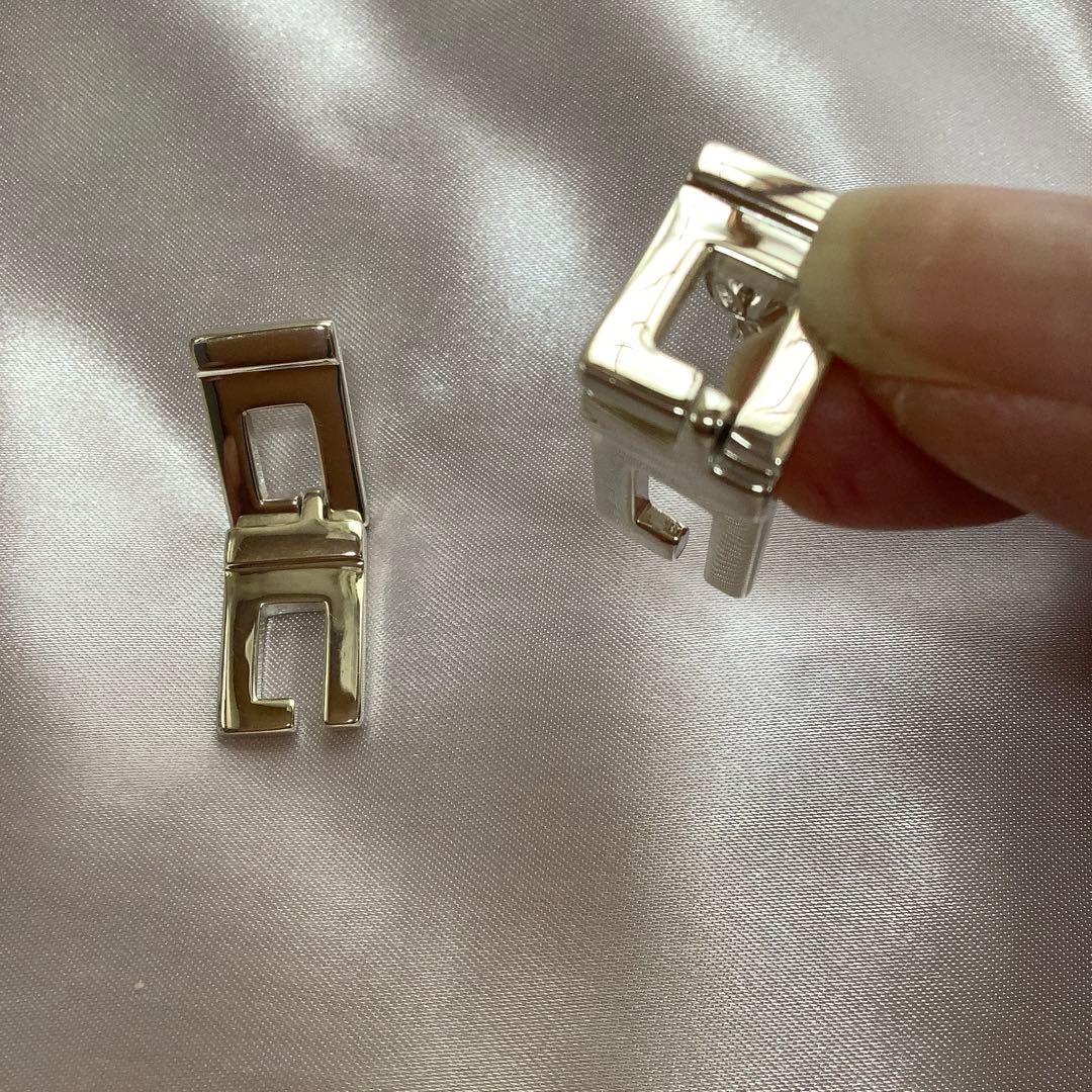 【美品】グッチ　ピアス　磨き済み　GGモチーフ　シルバー　ぶら下がり