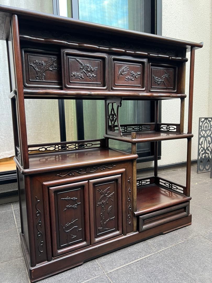 違い棚(高級)　紫檀　松と鶴模様　和家具 茶棚 茶箪笥 唐木　昭和レトロ