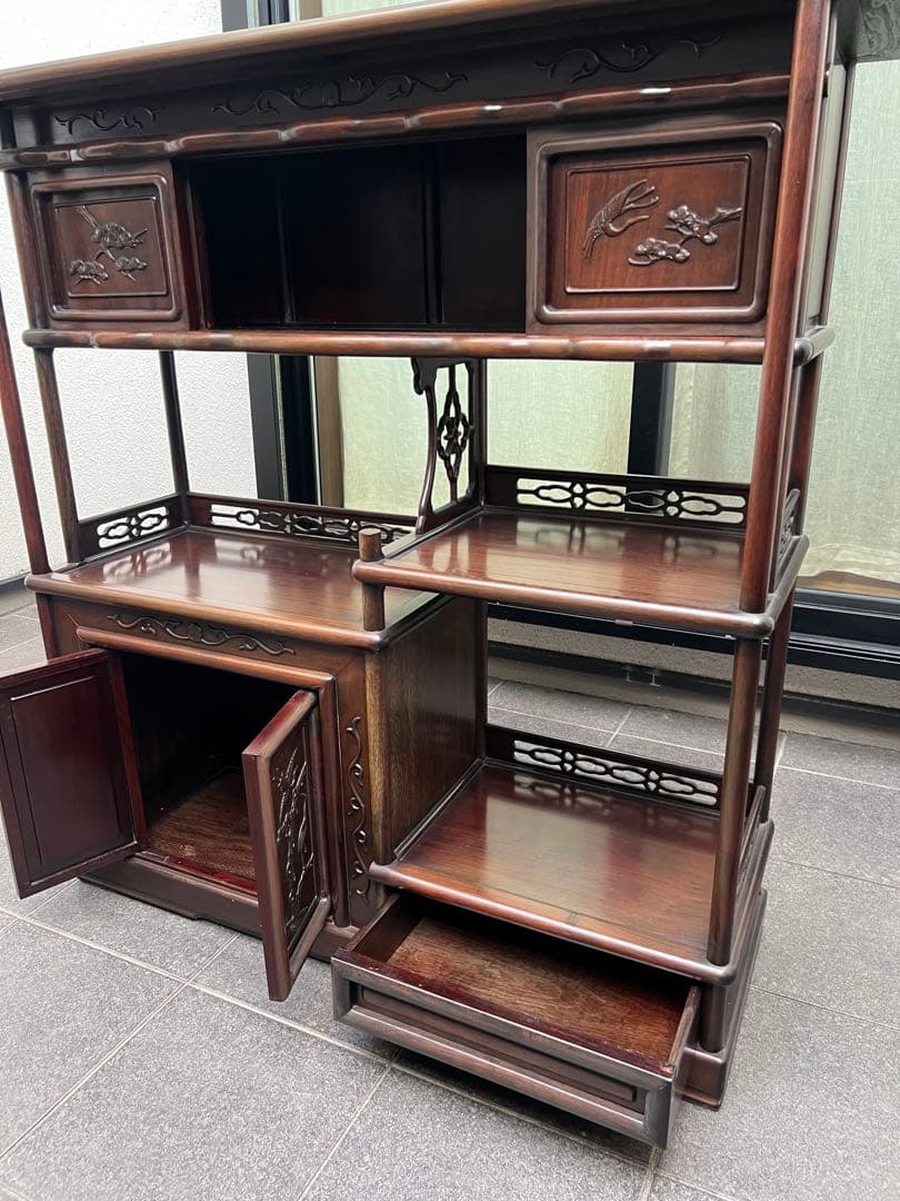 違い棚(高級)　紫檀　松と鶴模様　和家具 茶棚 茶箪笥 唐木　昭和レトロ