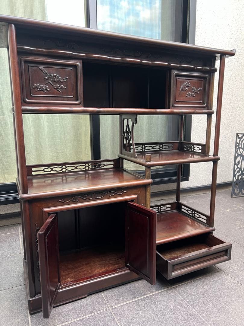 違い棚(高級)　紫檀　松と鶴模様　和家具 茶棚 茶箪笥 唐木　昭和レトロ