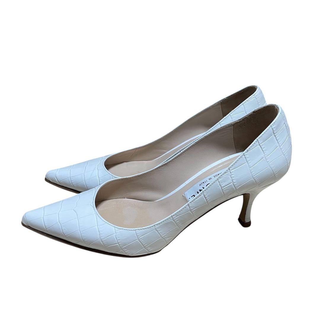 NEBULONIE. クロコ　ホワイト　パンプス　サイズ38