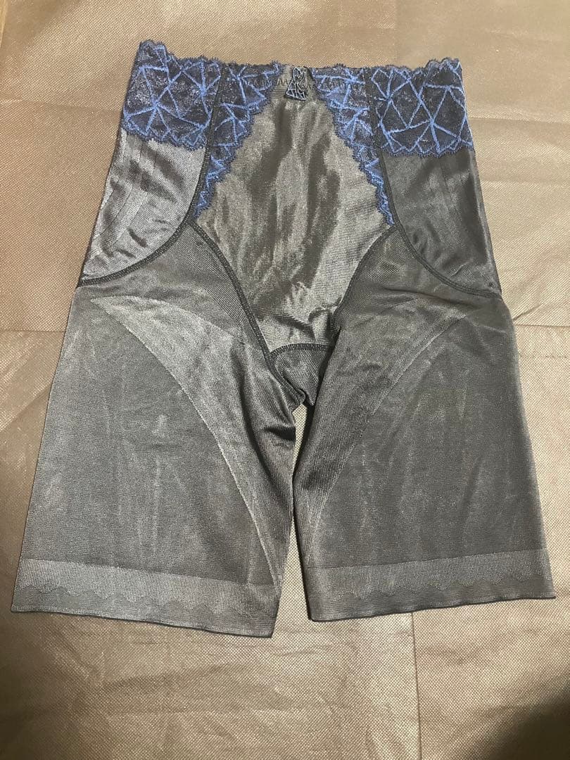 補正下着マルコ　カーヴィシャスカレス　ロングガードル　ショートガードル M64