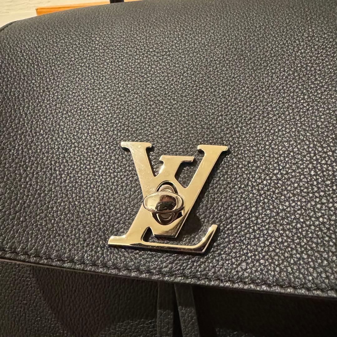 Louis Vuitton ルイヴィトン ロックミー ノワール バックパック