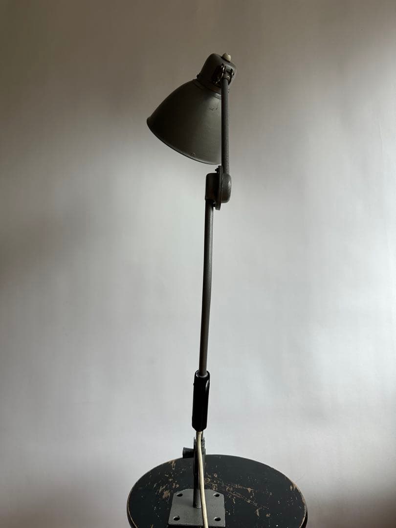 バウハウス50‘s industrial table rampアーム式照明ドイツ