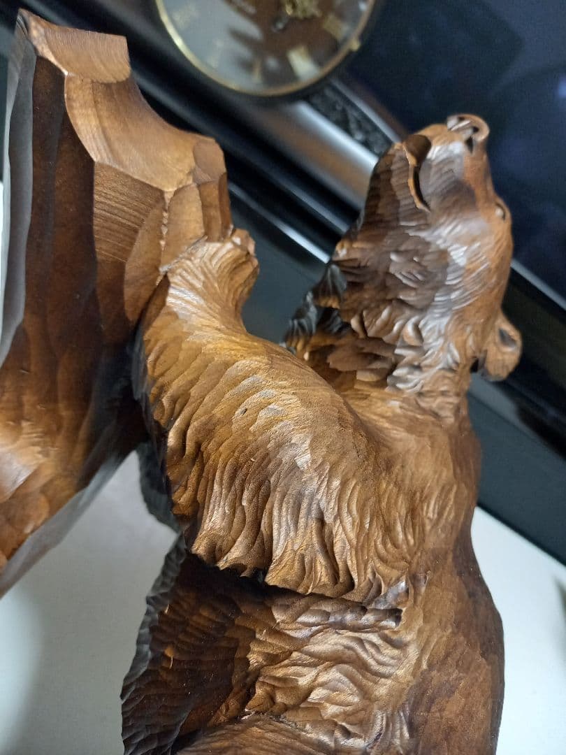 希少　アイヌ　熊　一刀彫　木彫り　堀井作　銘有り　中型　サイズ