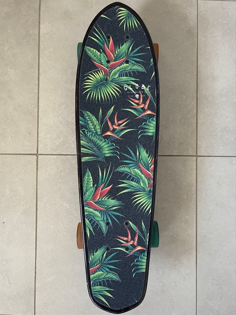 GLOBE スケートボード　サーフスケート　クルーザー