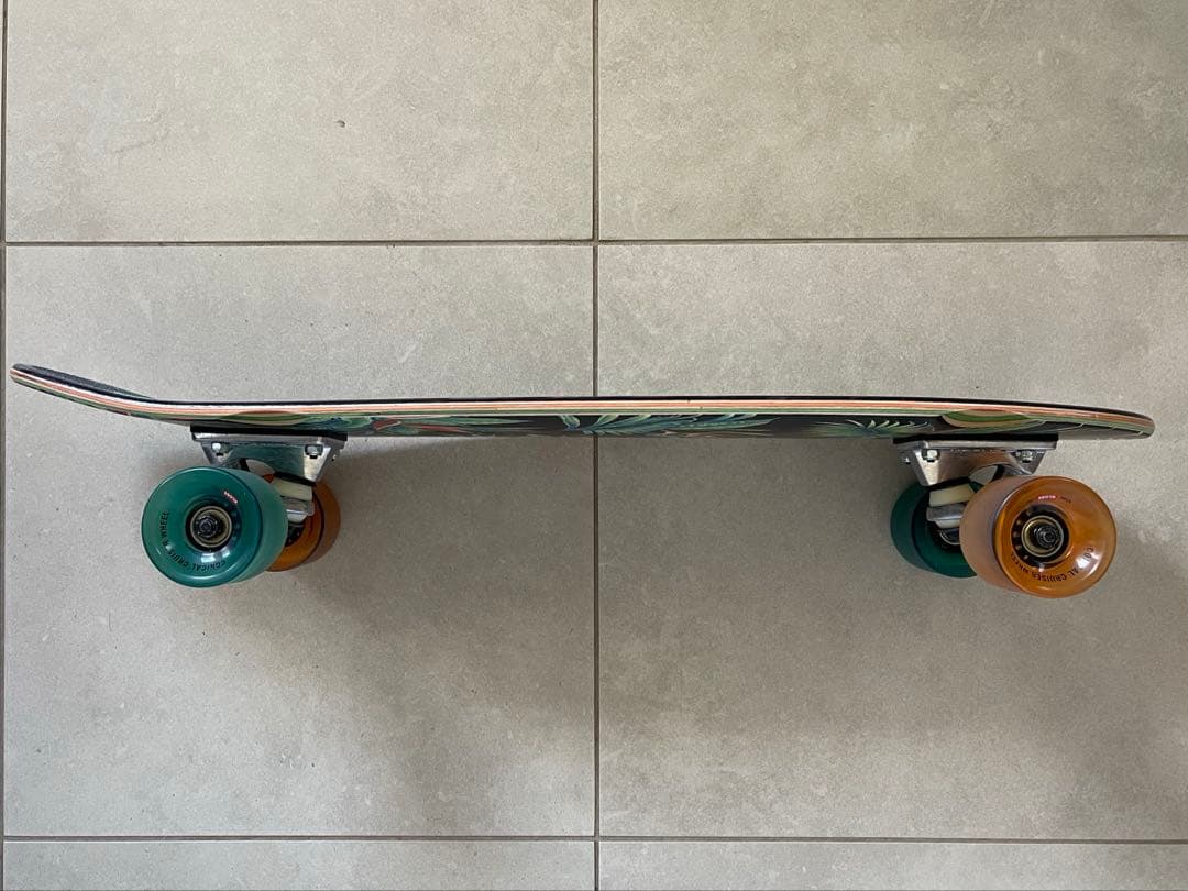 GLOBE スケートボード　サーフスケート　クルーザー