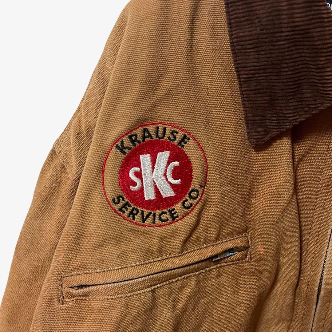 y104325 ダックジャケット ワークジャケット 刺繍ロゴ付き 裏キルティング