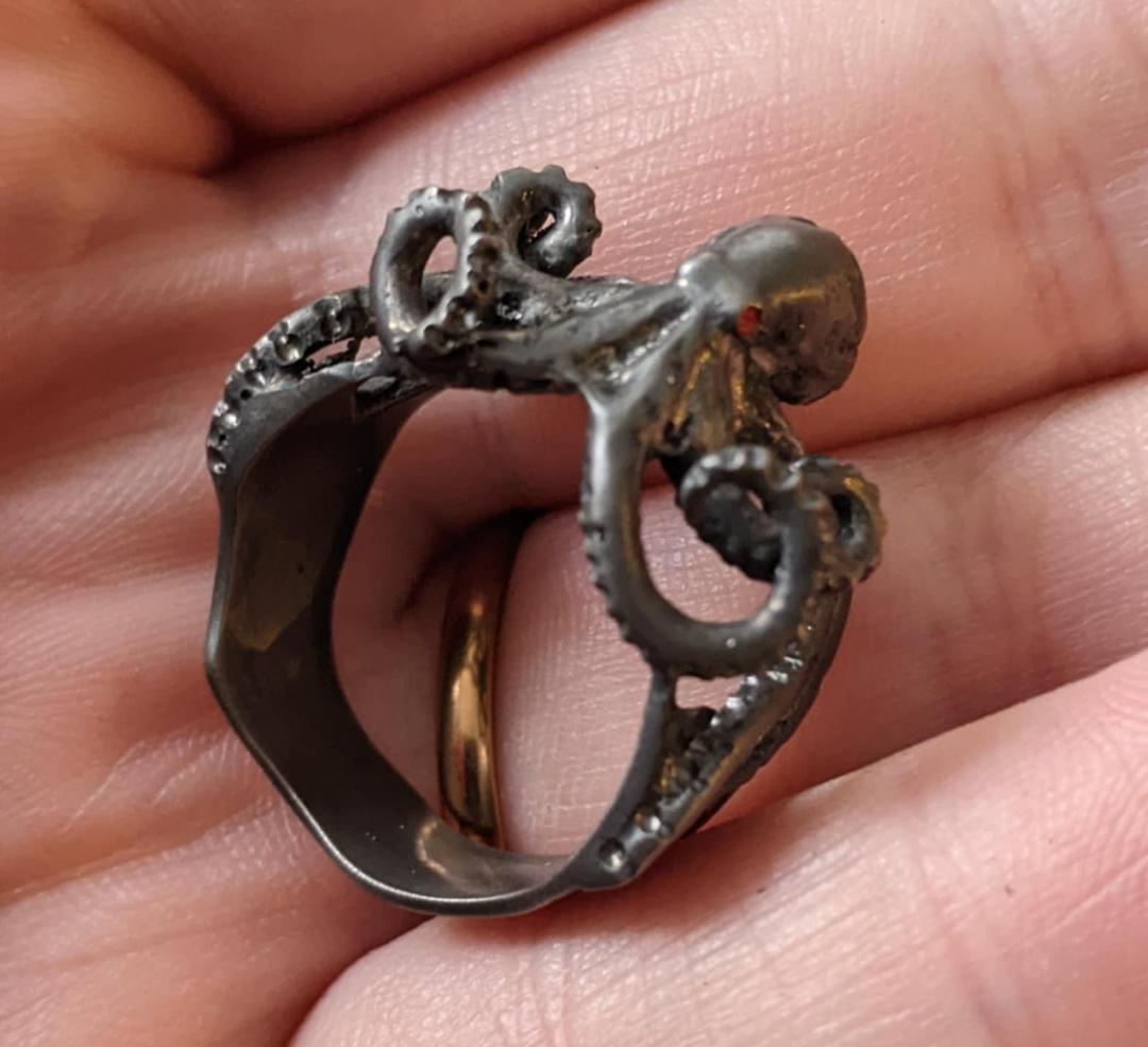 カスタム、ユニーク、唯一無二のタコシルバーリング