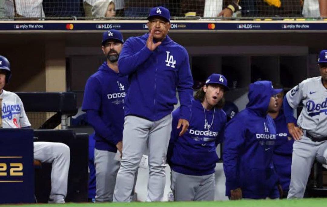 ナイキ オーセンティック ドジャースジャケット サイズXL 新品タグ付選手支給品