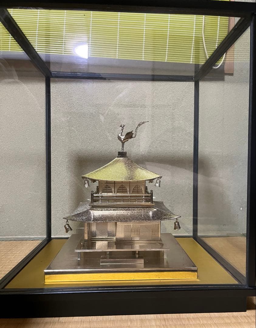 【 銀閣寺 】金属製 寺院模型 置物　 鳳凰　ガラスケース付き　レトロ