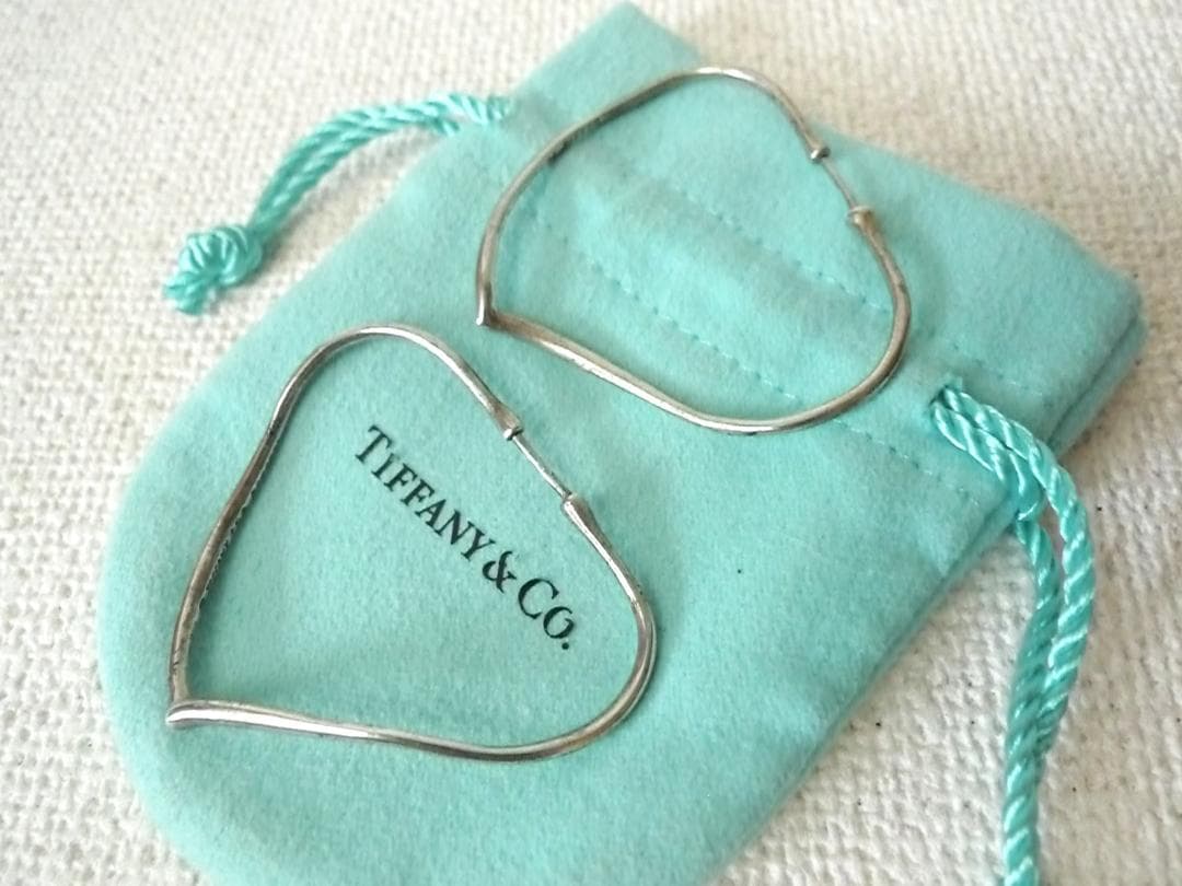ティファニーエルサ・ペレッティオープン ハート フープ ピアス SV925