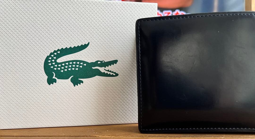 LACOSTE レザーミニマルショートウォレット