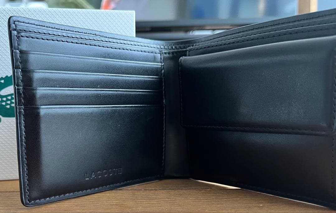 LACOSTE レザーミニマルショートウォレット