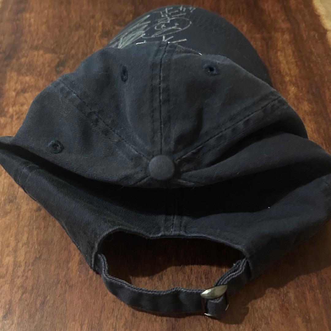 オードリー直筆サイン入りキャップ。リーボック。 NFLロゴ。フリーサイズ。