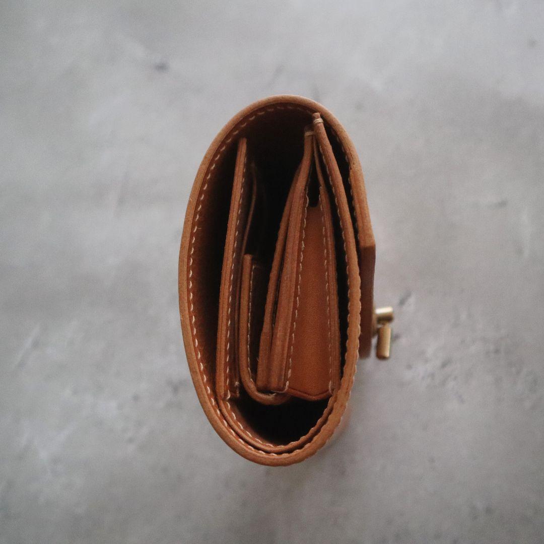 【即日発送可】オコシ金具の三つ折り財布　イタリアンレザー