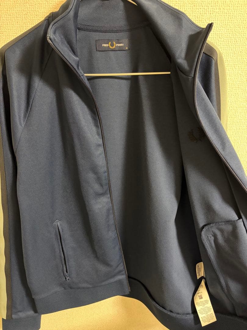FRED PERRY ネイビー ジャケット
