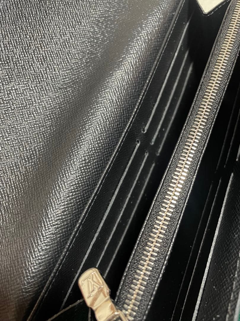 で*ん様 ❤️Louis Vuitton❤️ エピレザー ブラック ロングウォレ