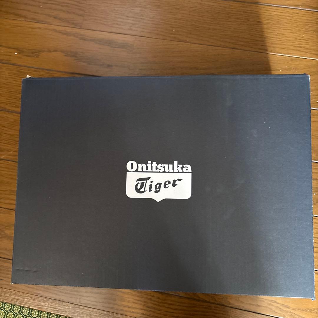 【未使用】　スニーカー Onitsuka Tiger DELECITY
