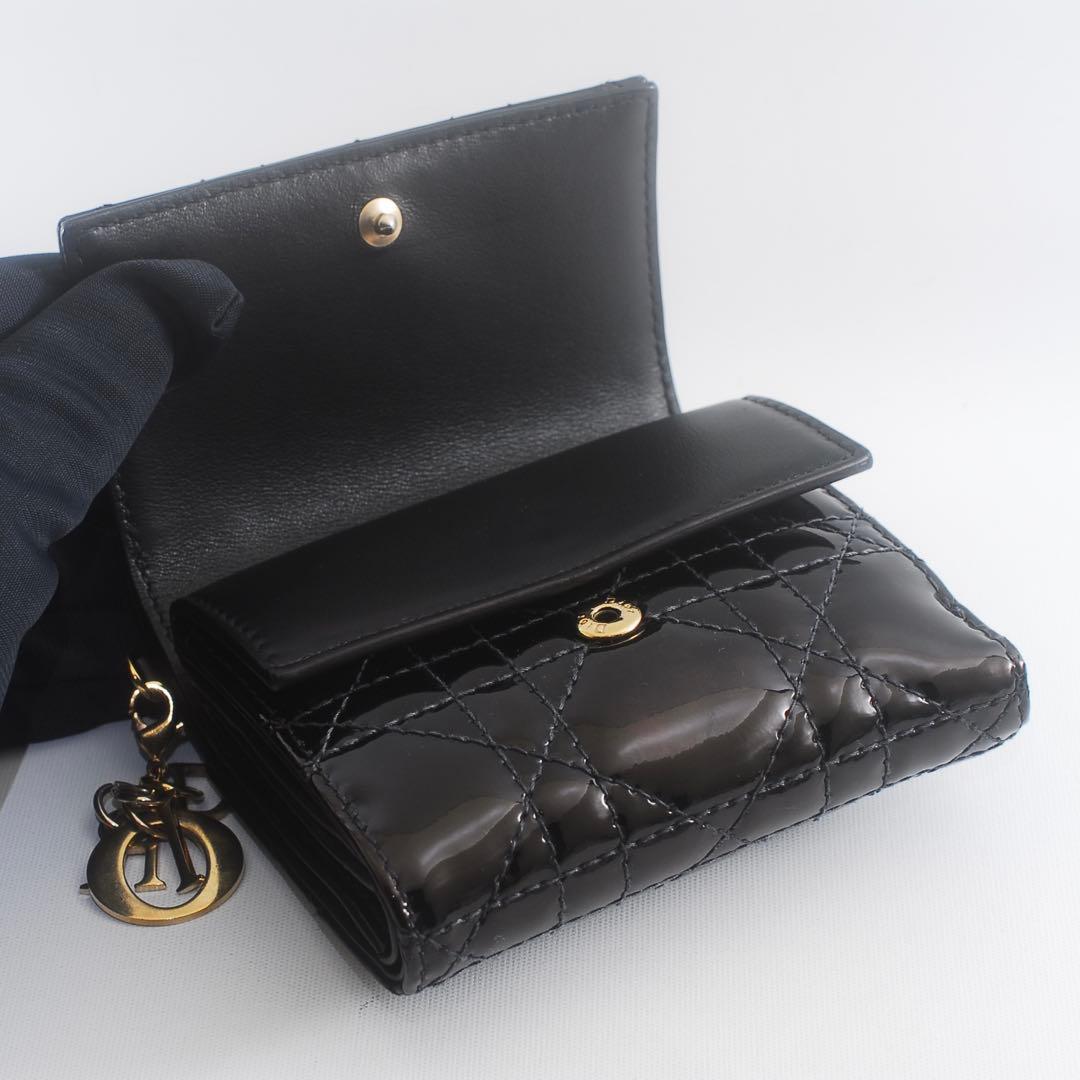 ＊Lady Dior＊ディオール＊エナメル＊ロータスウォレット＊カナージュ