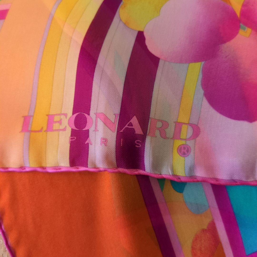 レオナール シルクスカーフ