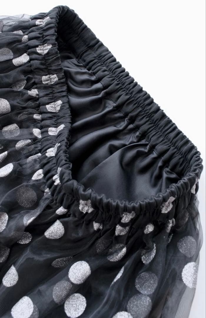 新品未使用　OBLI シルバードットオーガンジースカート