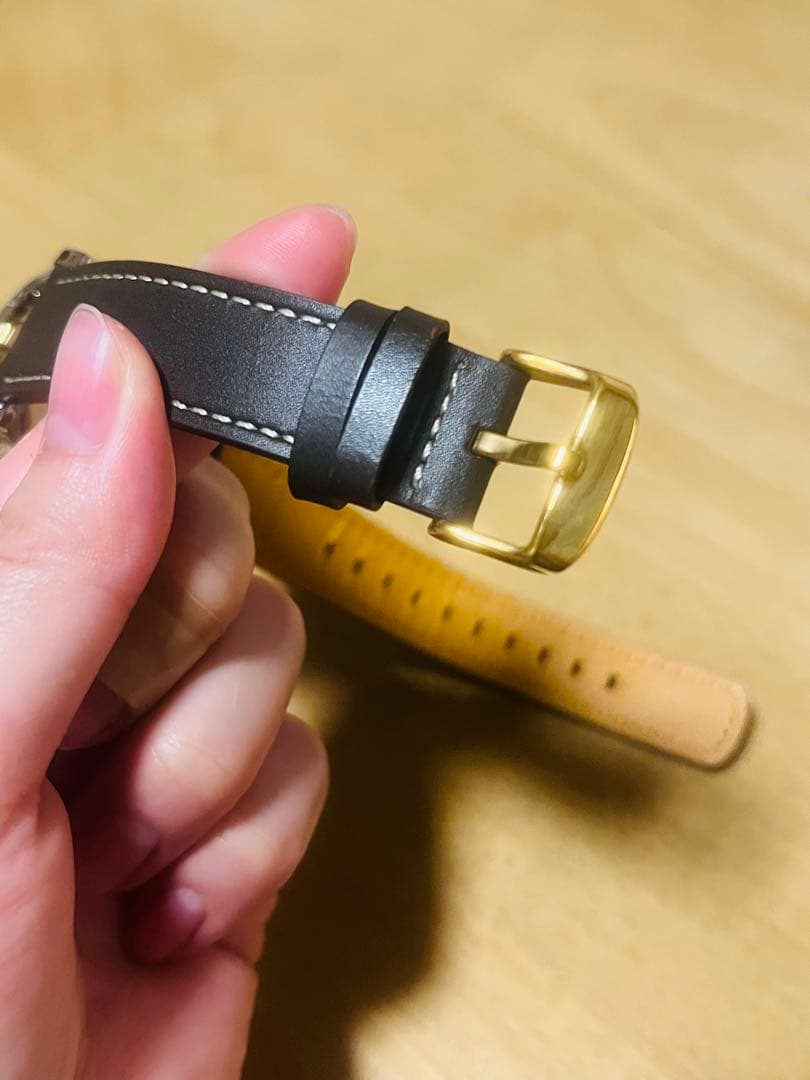 モルフォ蝶のクォーツ手巻き腕時計 世界に1つだけ。ベルト(ダークブラウン)金具金