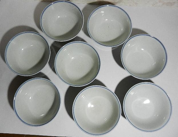 染付「壽字茶碗」八客（高台底に二重角福銘）