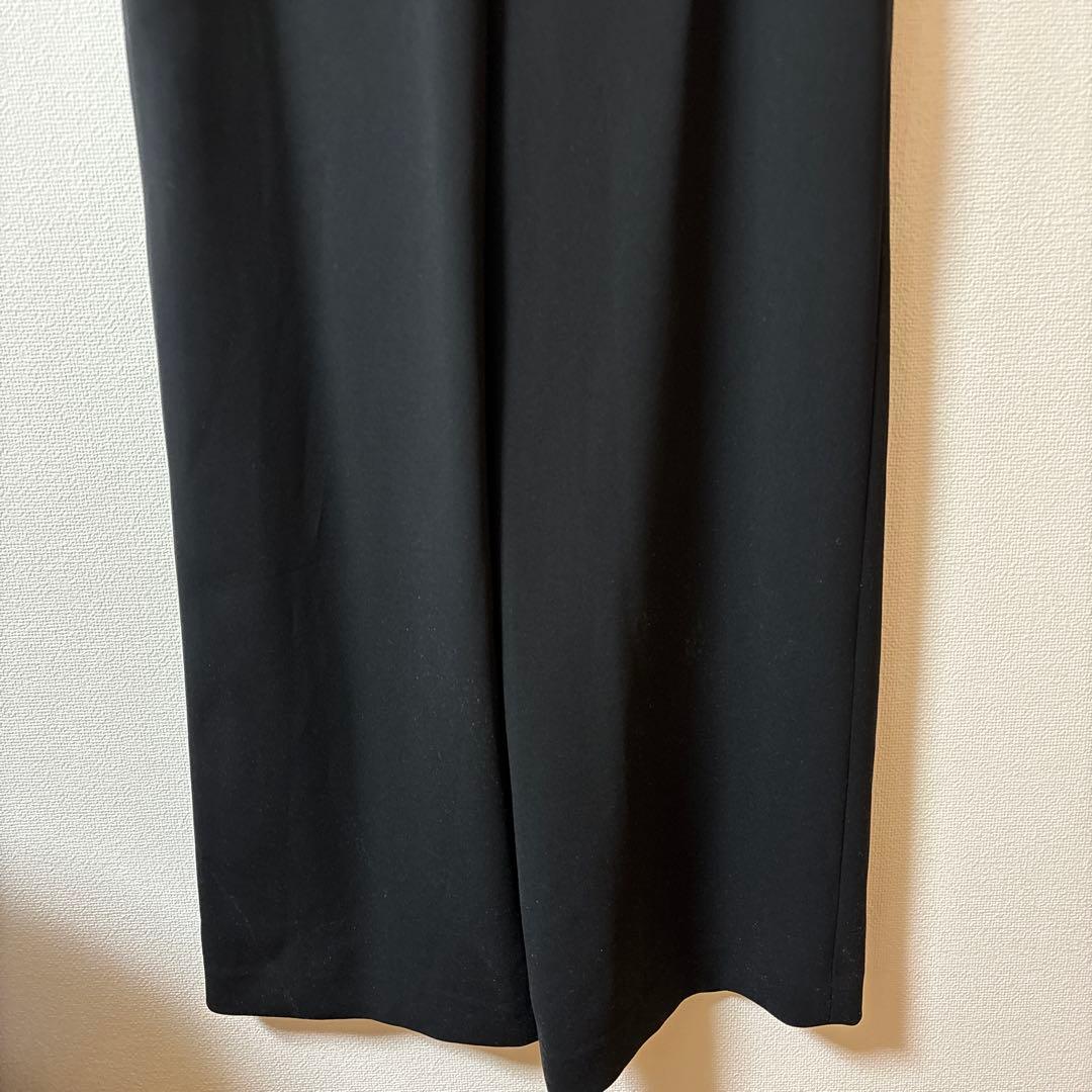 ラウンジドレス　Atelier N°5 ブラック Vネック サロペット