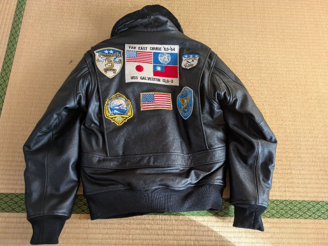 TOPGUN 黒 レザー ジャケット ファー付き 軍用パッチ G-1