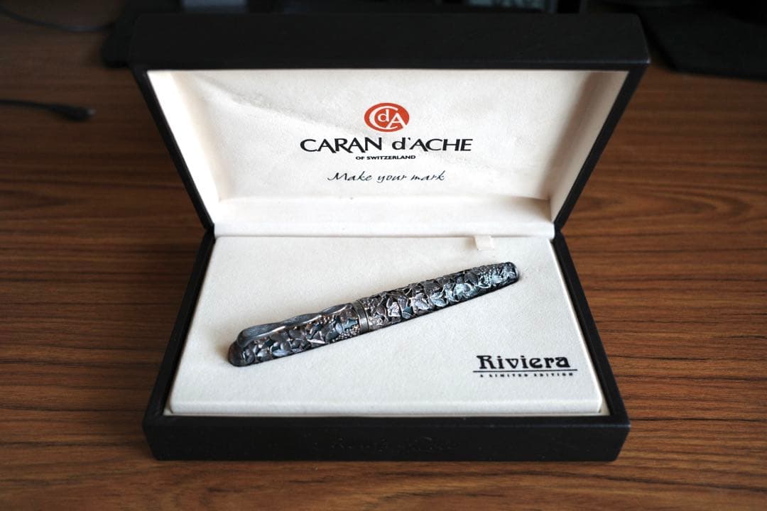 カランダッシュ　リビエラ・限定万年筆　外・内箱アリ（Caran d’ache ）