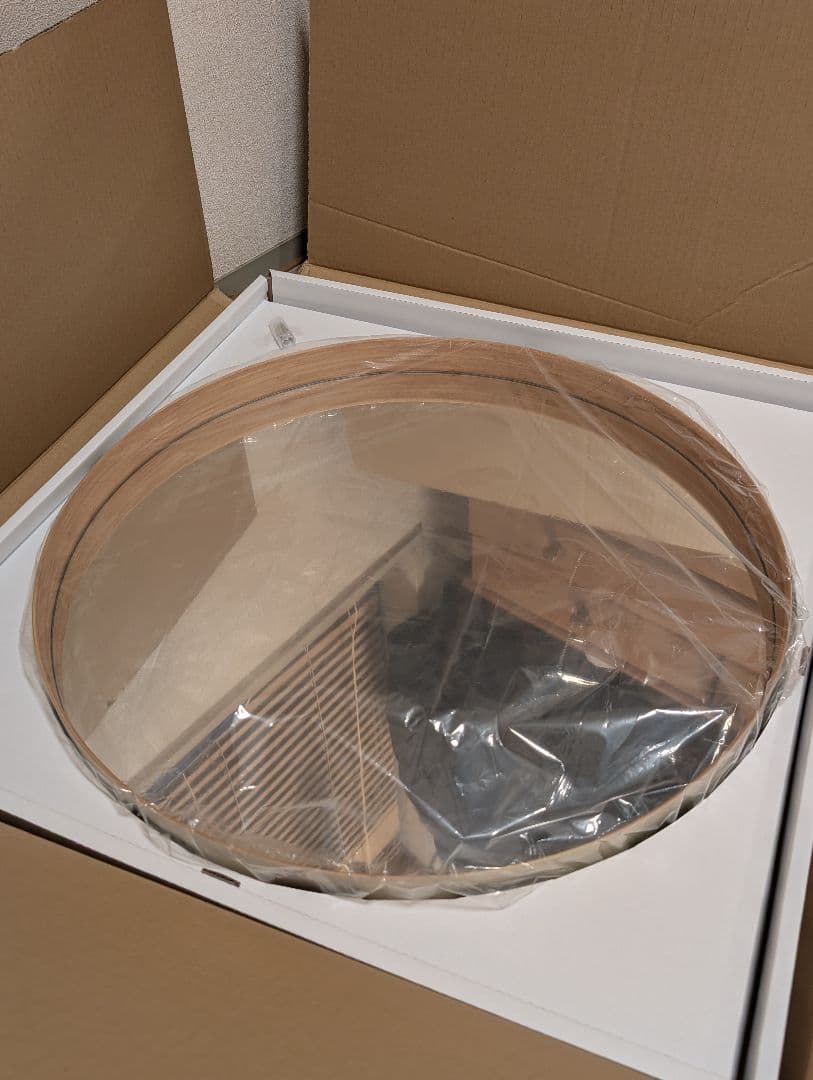 TEORI ZERO L 壁掛け鏡 乳白 580mm