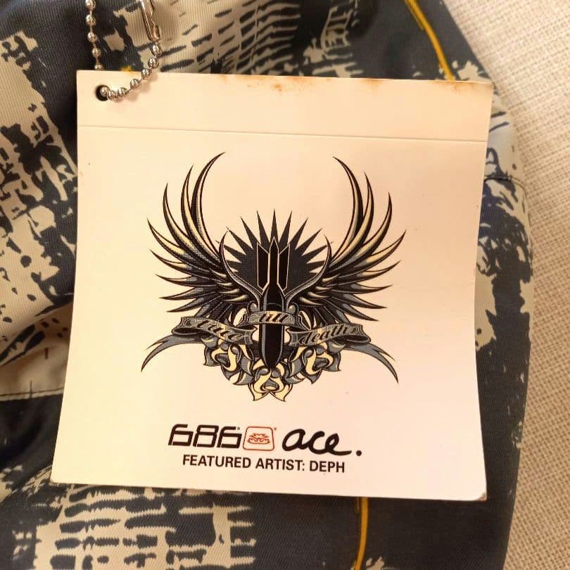 686 ACE KINGS スノーボードウェア Lサイズ　アクセ付き【新古】