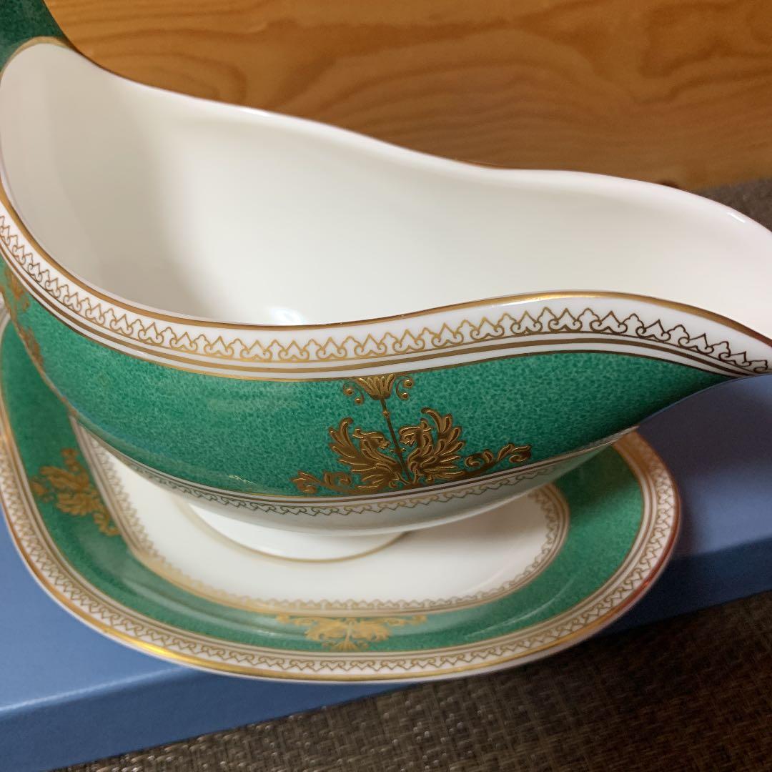 希少　ウェッジウッド コロンビア　パウダーグリーン　ソースボード　ソースポット