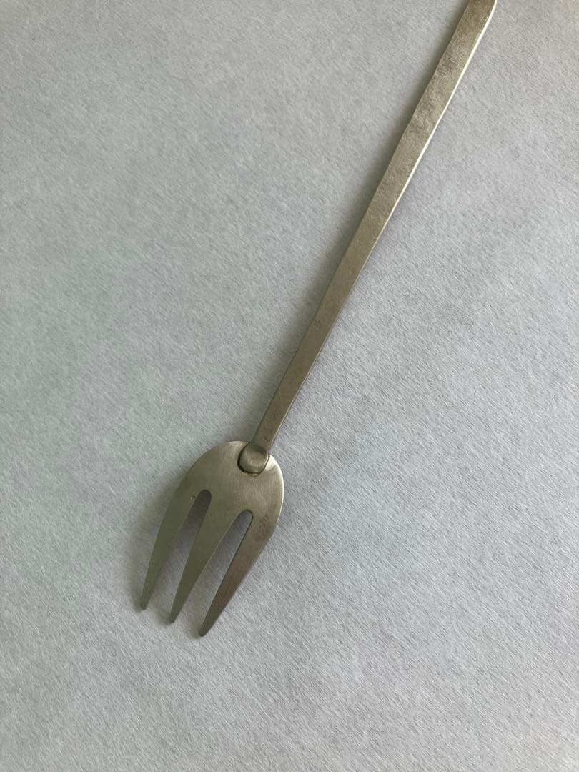 坂野友紀 ★ 洋平フォーク １本 ❷