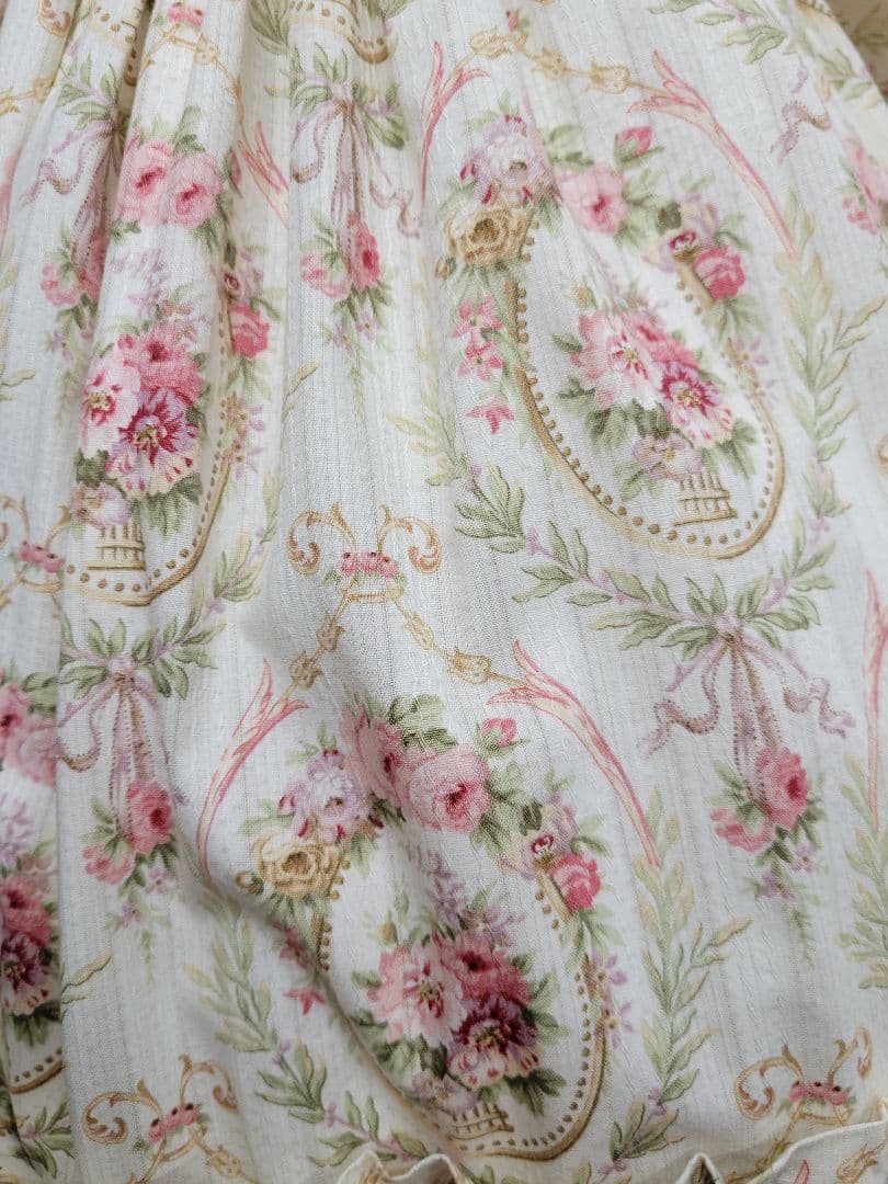 2006【BABY, THE STARS SHINE BRIGHT】花柄スカート