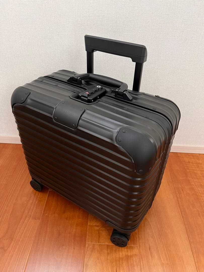 ORIGINAL コンパクト RIMOWA リモワ 黒 29L