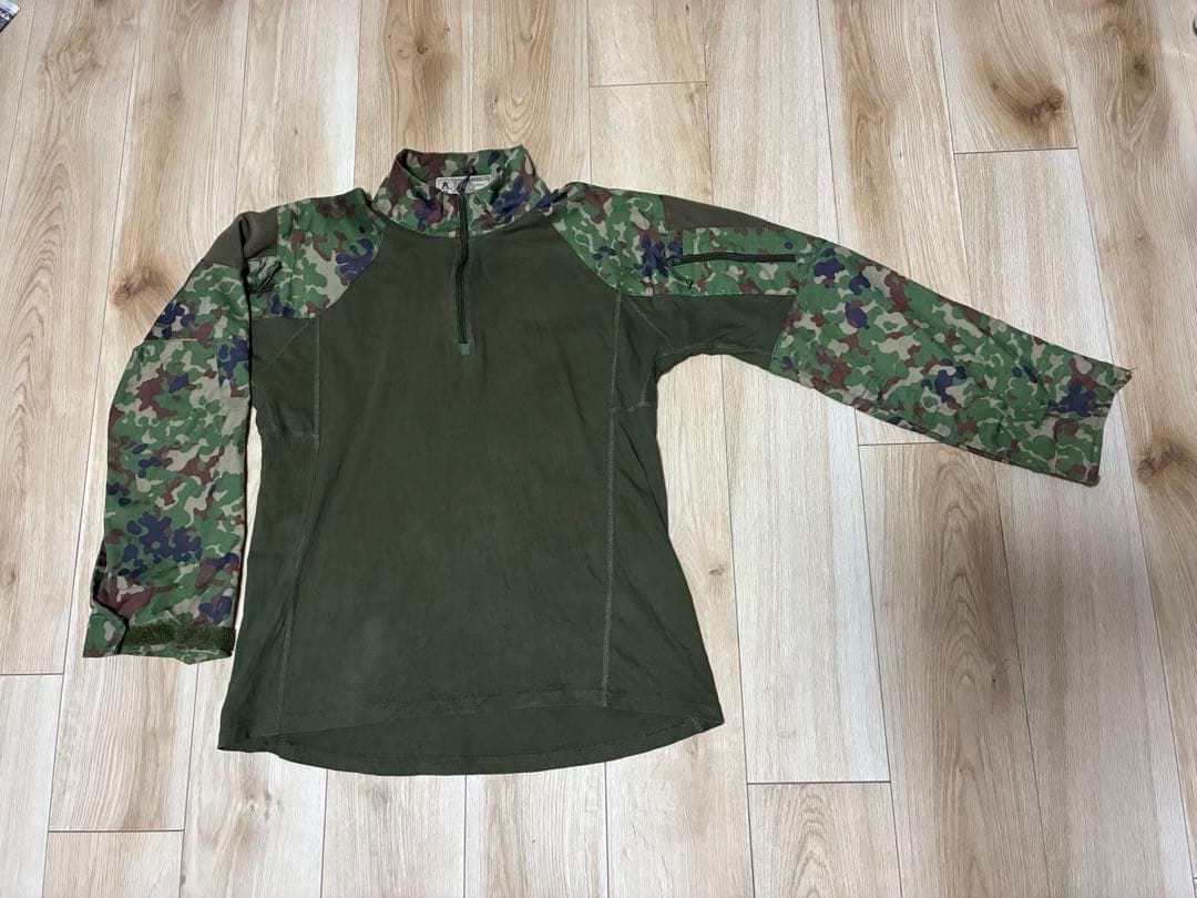 迷彩　コンバットシャツ　サイズＬ