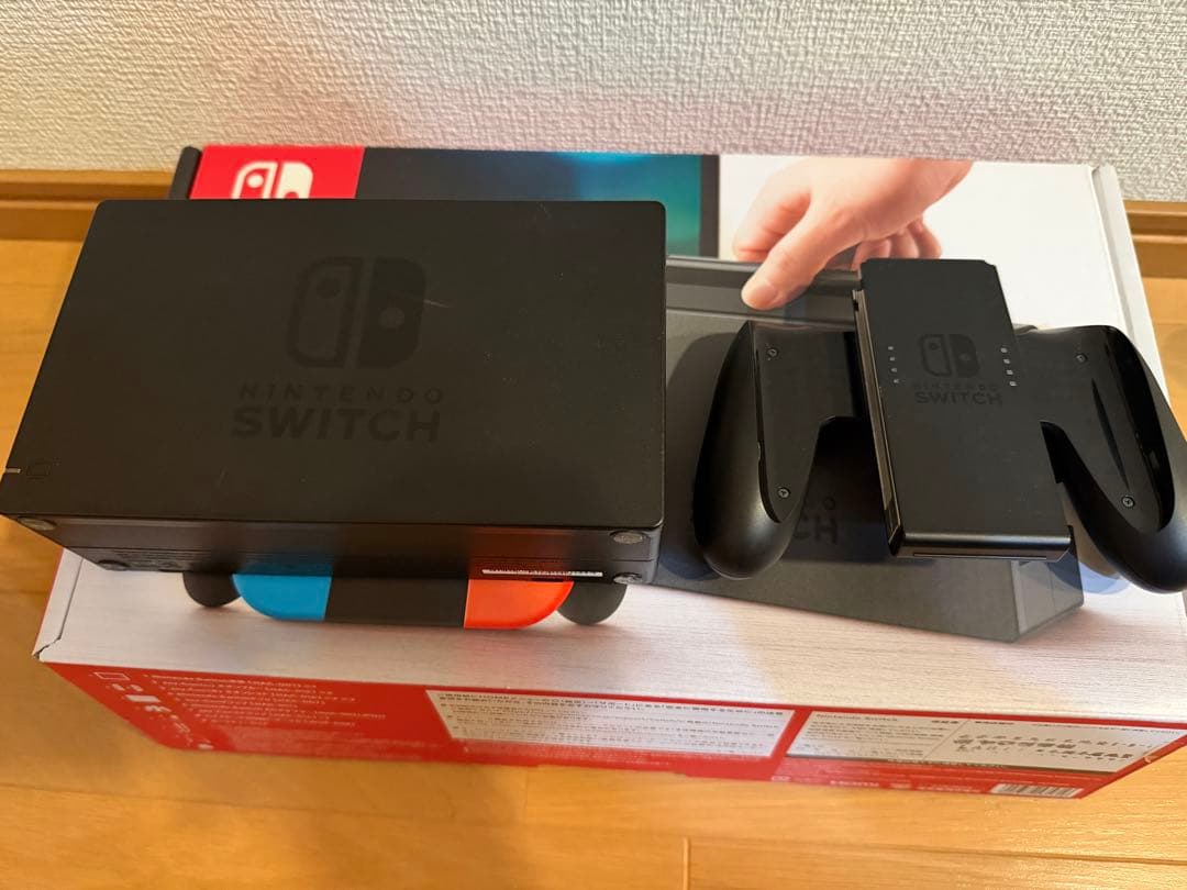 Nintendo Switch 赤/青 本体 付属品完備