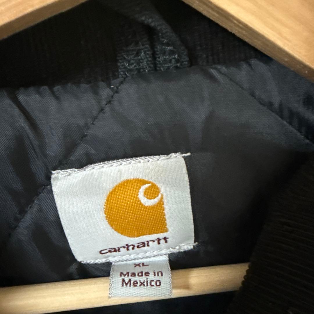 カーハート　ダックジャケット　ブラック