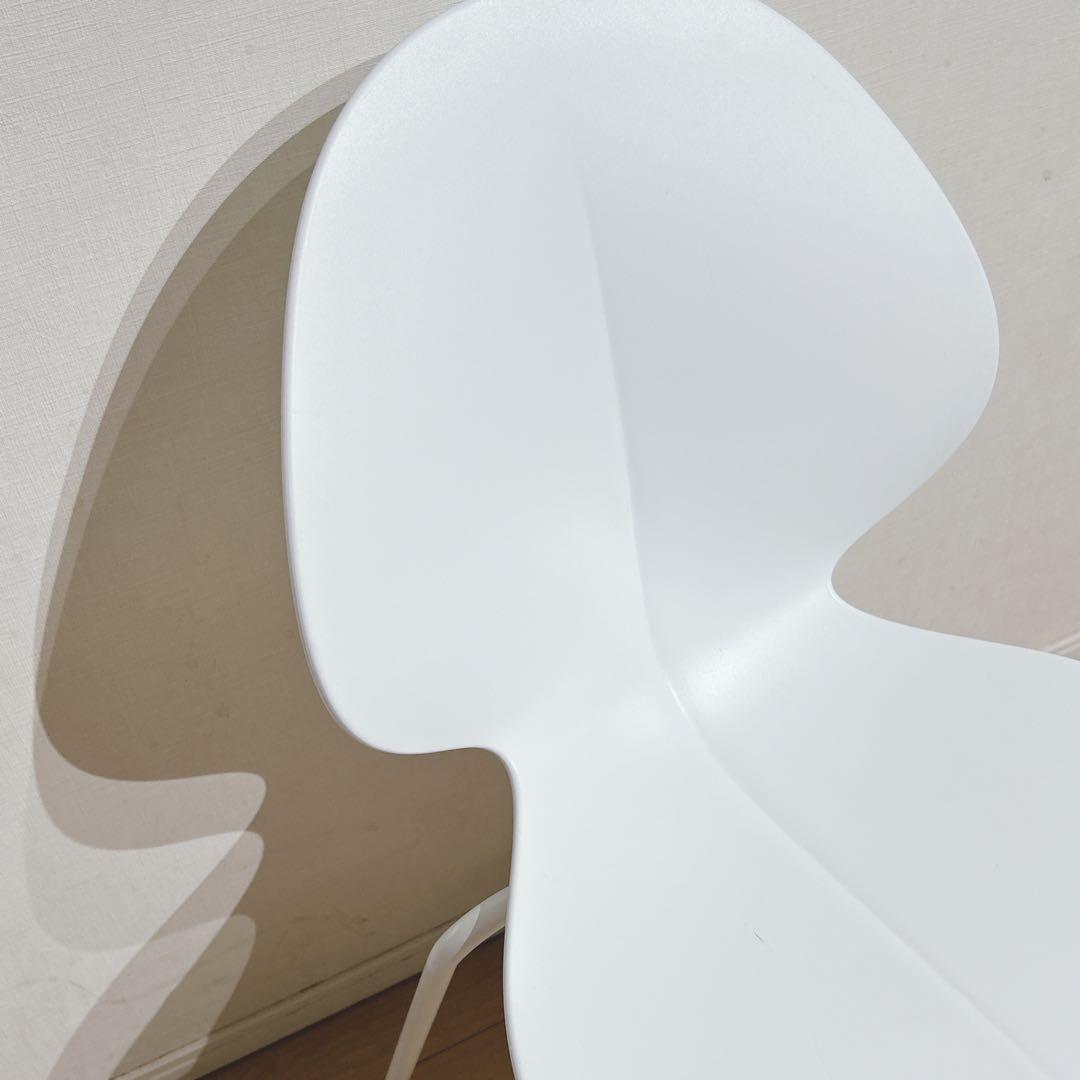 カリガリス　バジルチェア定価26,000円位